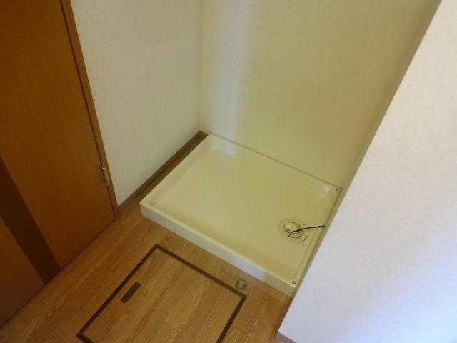 コーポ中の谷の洗面所|室内洗濯パン（イメージ）