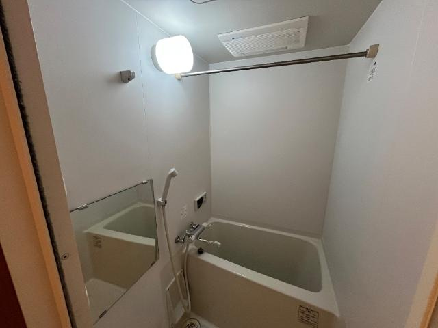 ルミナス・ヨシダＡの浴室|バス