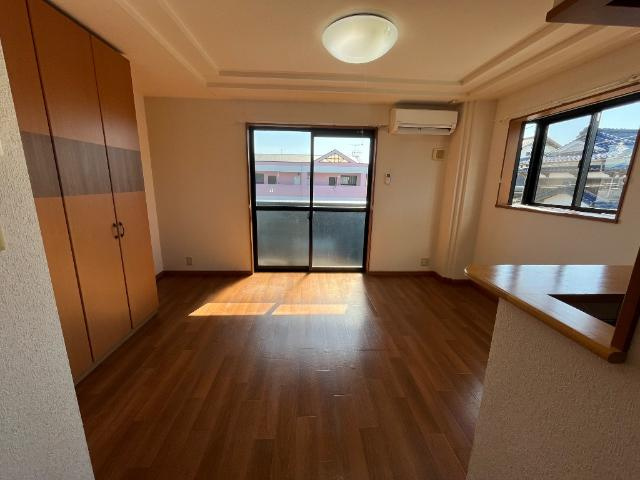 ルミナス・ヨシダＡの居間・リビング|リビング