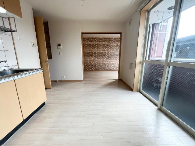 ヴィラージュ新木屋瀬　の居間・リビング|リビング