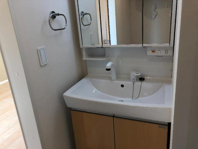 シャルマン・東鳴水の洗面所|洗髪洗面化粧台（イメージ）