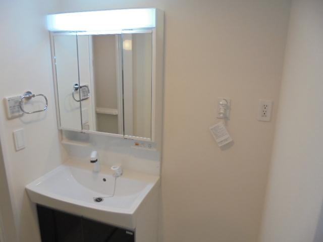 シャルマン・東鳴水の洗面所|洗髪洗面化粧台（イメージ）