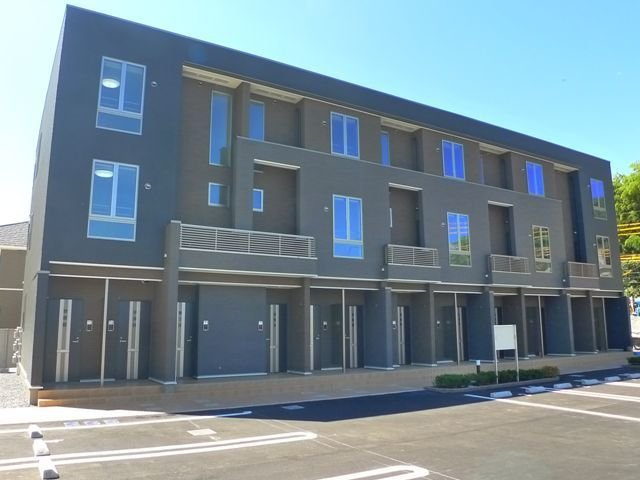 ソレイユ本城の外観