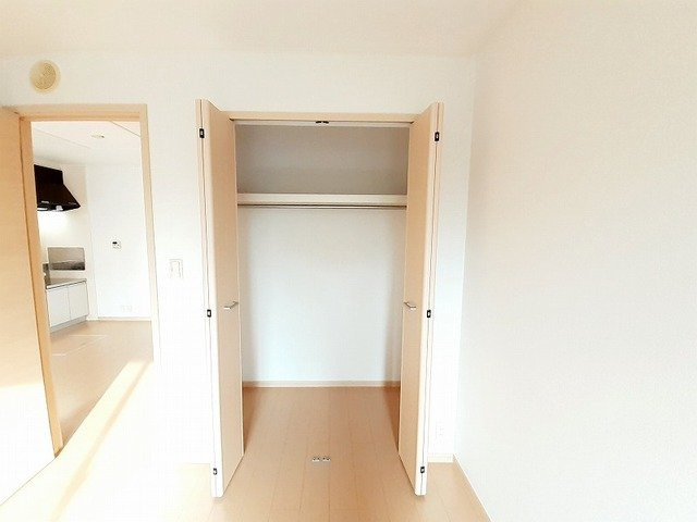 メゾングラ－スⅣの収納