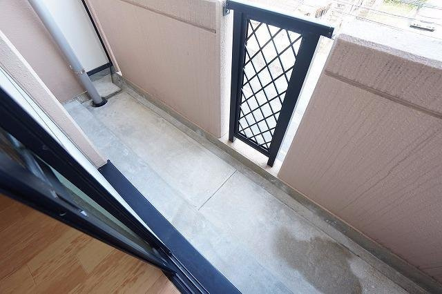 グランシャリオ東鳴水のバルコニー
