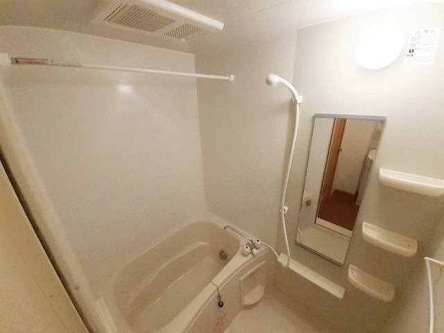 ナイトビュウＢの浴室