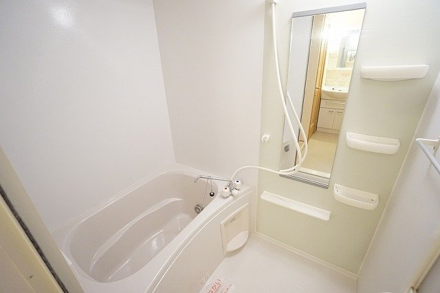 マーベラス・コートＳ　Ｂの浴室