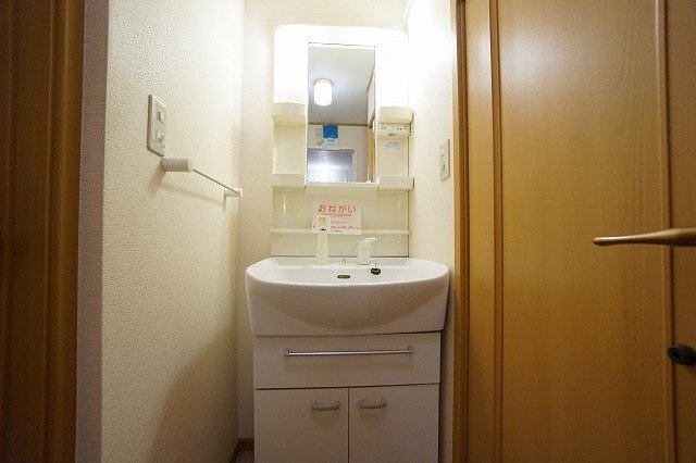 マーベラス・コートＳ　Ｂの洗面所