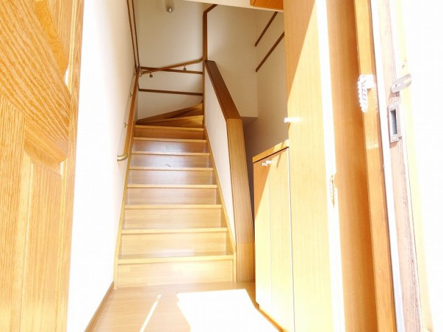 ラフィネ瑞穂の玄関