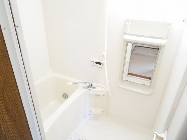 ラフィネ瑞穂の浴室