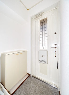 【玄関】 | 学園カリス | シューズボックスあります