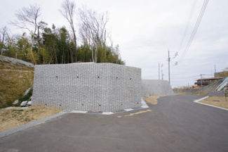 【前面道路含む現地写真】 | 【仲介手数料無料！！】川崎市麻生区細山6丁目　建築条件付き売地（全10区画）1-4区画　2300万円