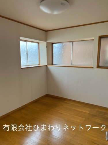 米山台二丁目戸建の洋室