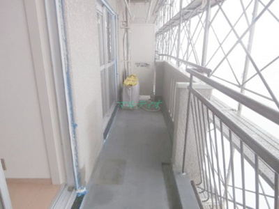 【バルコニー】 | ジュネシオン小名木