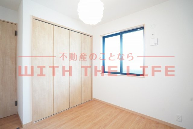 L-bloom梅満【キャッシュバック対象物件】の洋室|明るい洋室です