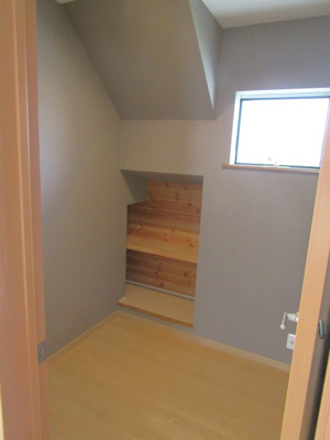 【収納】 | 中古戸建　甲府市里吉4丁目 | 便利な収納スペースです