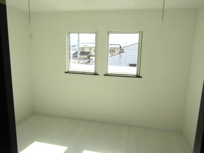 【洋室】 | 中古戸建　甲府市里吉4丁目 | スタンダードな洋室です