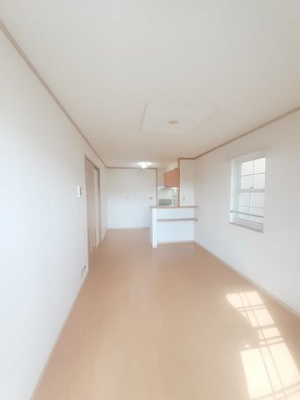 【居間・リビング】 | ポルトラーノⅠ | ゆったり過ごせる居間です