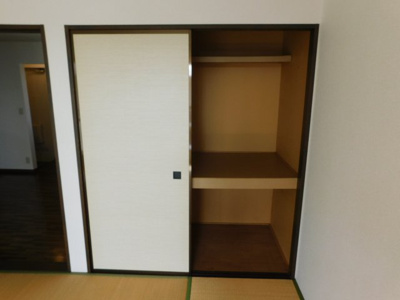 【収納】 | HappinessⅠ | 押入