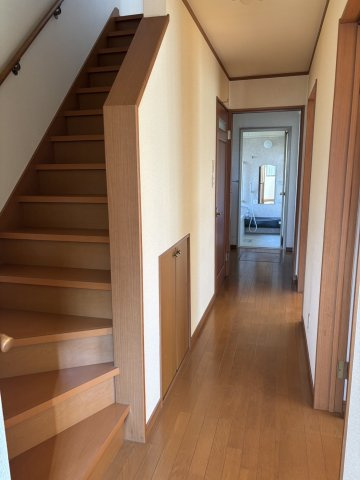 西宮市名塩二丁目　中古戸建のその他|１階廊下