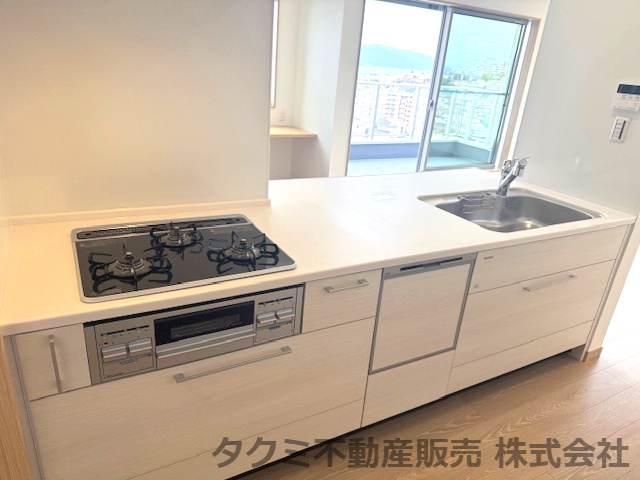 神戸市垂水区西舞子　新築戸建て　オーシャンビューのキッチン