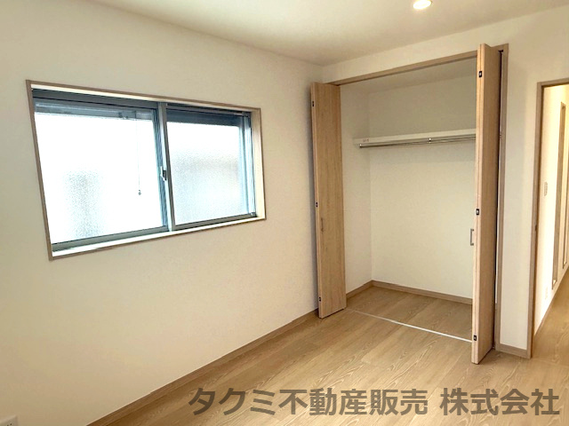 神戸市垂水区西舞子　新築戸建て　オーシャンビューの洋室