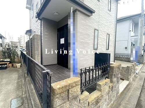 【玄関】 | 【仲介手数料０円】平塚市田村5丁目　中古一戸建て | 平塚市田村5丁目　中古一戸建て