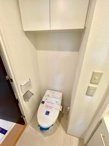 新品家具付きマンション市谷薬王寺町8(KaGood東京)のトイレ