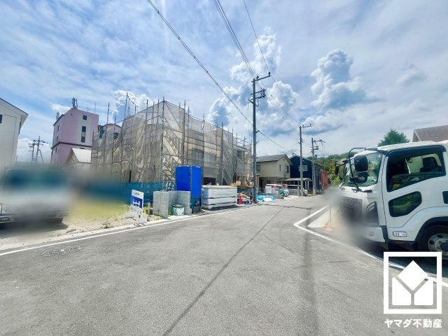 大津市雄琴６丁目　1期　3号棟の前面道路含む現地写真|２月20日現地写真更新　