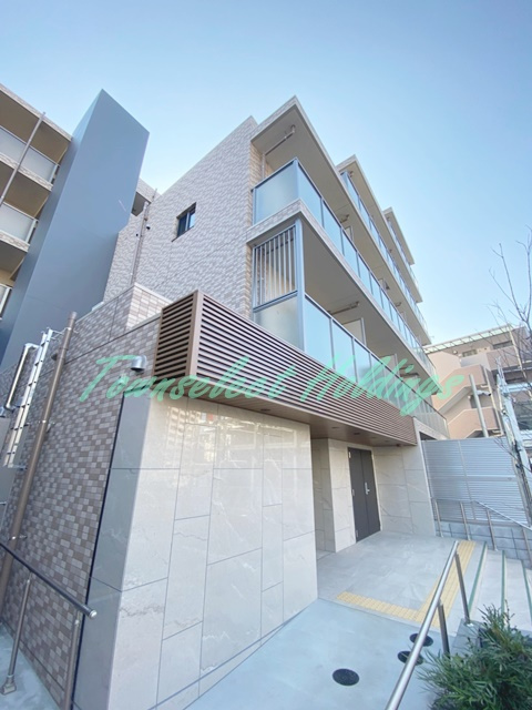 藤沢市川名１丁目の賃貸マンションの外観