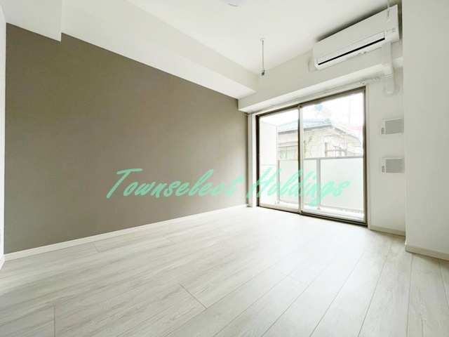 藤沢市川名１丁目の賃貸マンションの居間・リビング