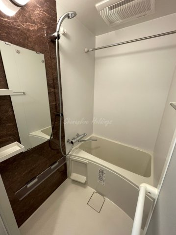 藤沢市川名１丁目の賃貸マンションの浴室|清潔感のあるお風呂です♪