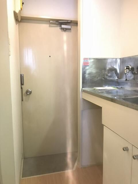 フェリーチェ蓮沼の玄関