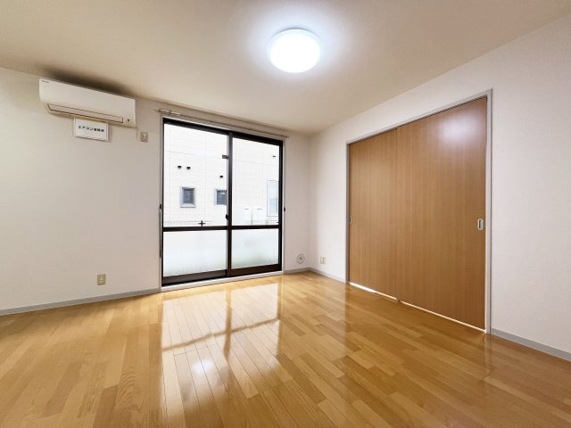 クレールＢの居間・リビング