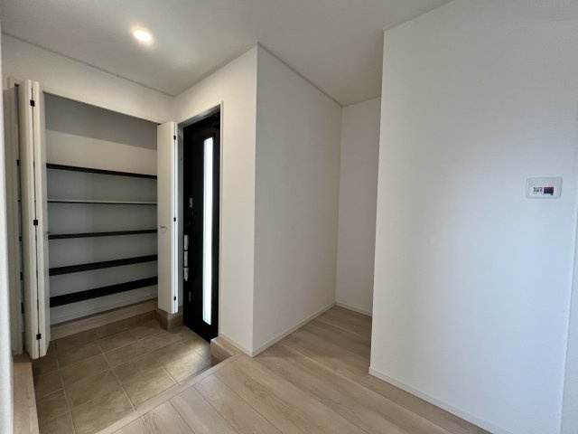 【玄関】 | 高知市中須賀町