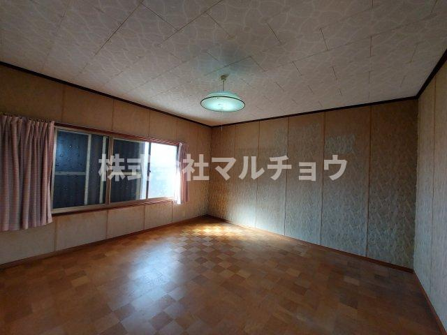 印南戸建ての洋室|使い勝手のいい洋室です
