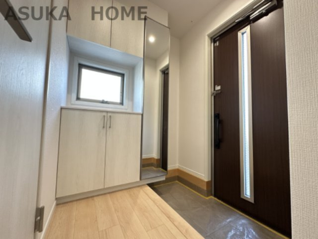 保土ケ谷区法泉１丁目 戸建てのバルコニー|陽当りの良いバルコニーは、風通りも良く洗濯物の渇きも早く家事の時短にもなりますよ。