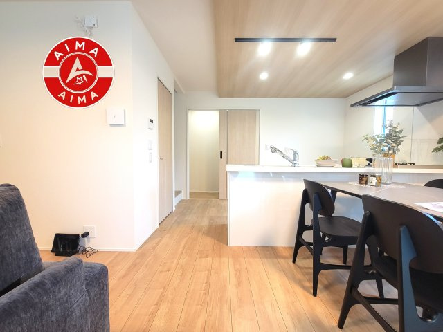 福岡市博多区新和町2丁目第1-3棟（3号棟）の居間・リビング|多くの時間を過すことになるリビングだからこそ、いつも穏やかな空間・解放感が味わえ毎日が充実します。