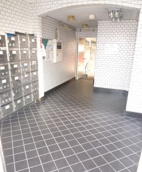 レジデンス亜依Ⅰ【キャッシュバック対象物件】のロビー|建物の内部です