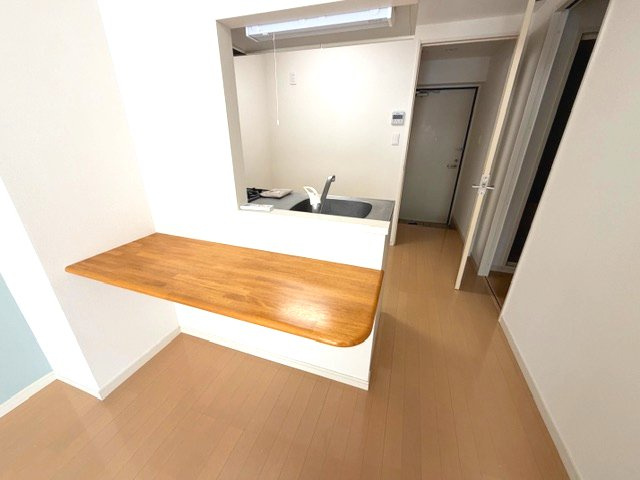 コルトーナ弐番館の居間・リビング