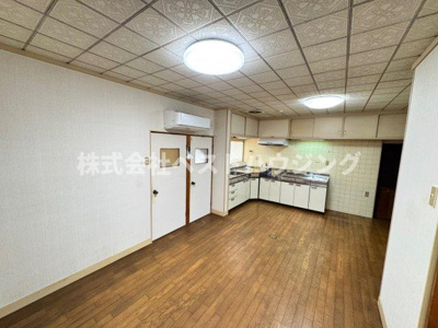 【居間・リビング】 | ひだまりとそよ風のセレニティ