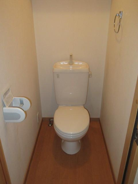 コーラルコート１号館のトイレ