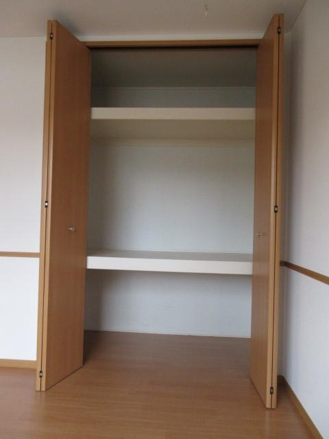 コーラルコート１号館の収納