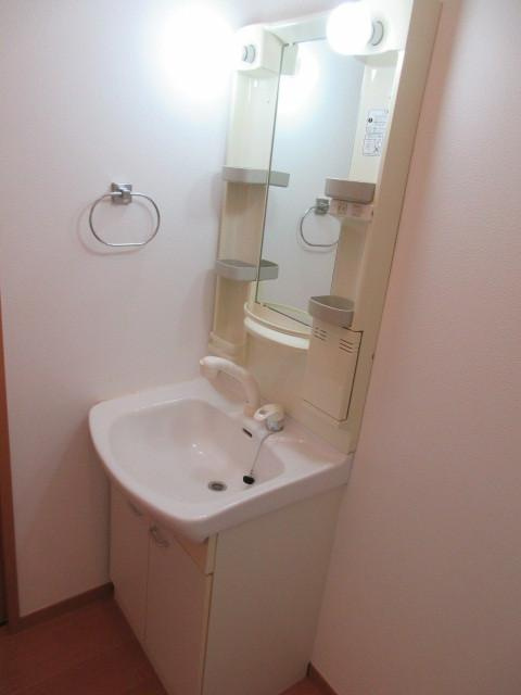 コーラルコート１号館の洗面所