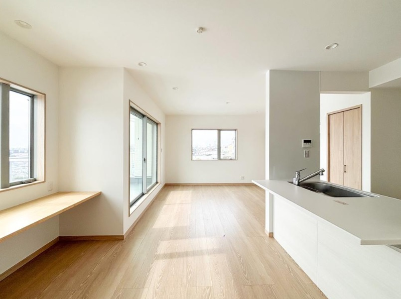 西舞子９丁目　新築戸建の居間・リビング