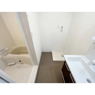 【洗面所】 | ジーメゾン狭山セレーノ | 明るい室内です