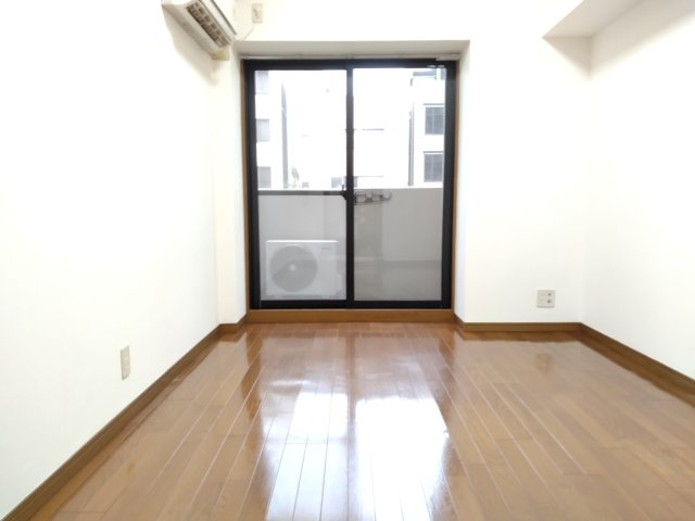 ルーブル文京音羽の居間・リビング