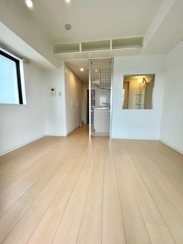 新品家具付きマンション市谷薬王寺町8(KaGood東京)の居間・リビング