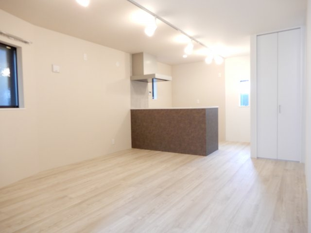 パロス茨木ノーステラスの居間・リビング