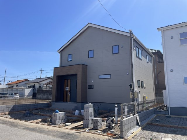 【外観】 | 深谷市上柴町東　リーブルガーデン　新築戸建　全2棟 2号棟 | ２号棟：2/23撮影